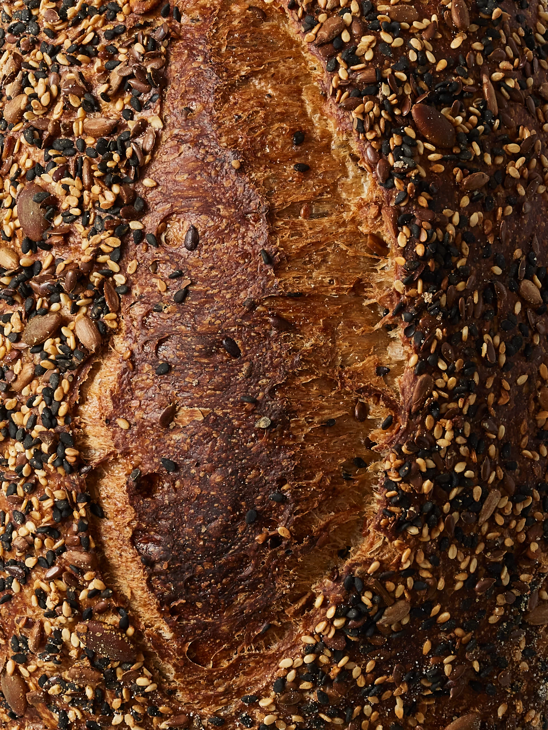 Seeded Sourdough 650g - Image 4